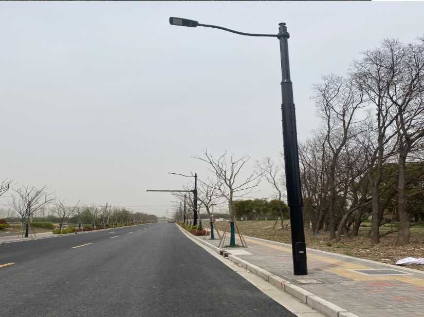 沾化区上海综合杆 太阳能路灯工程